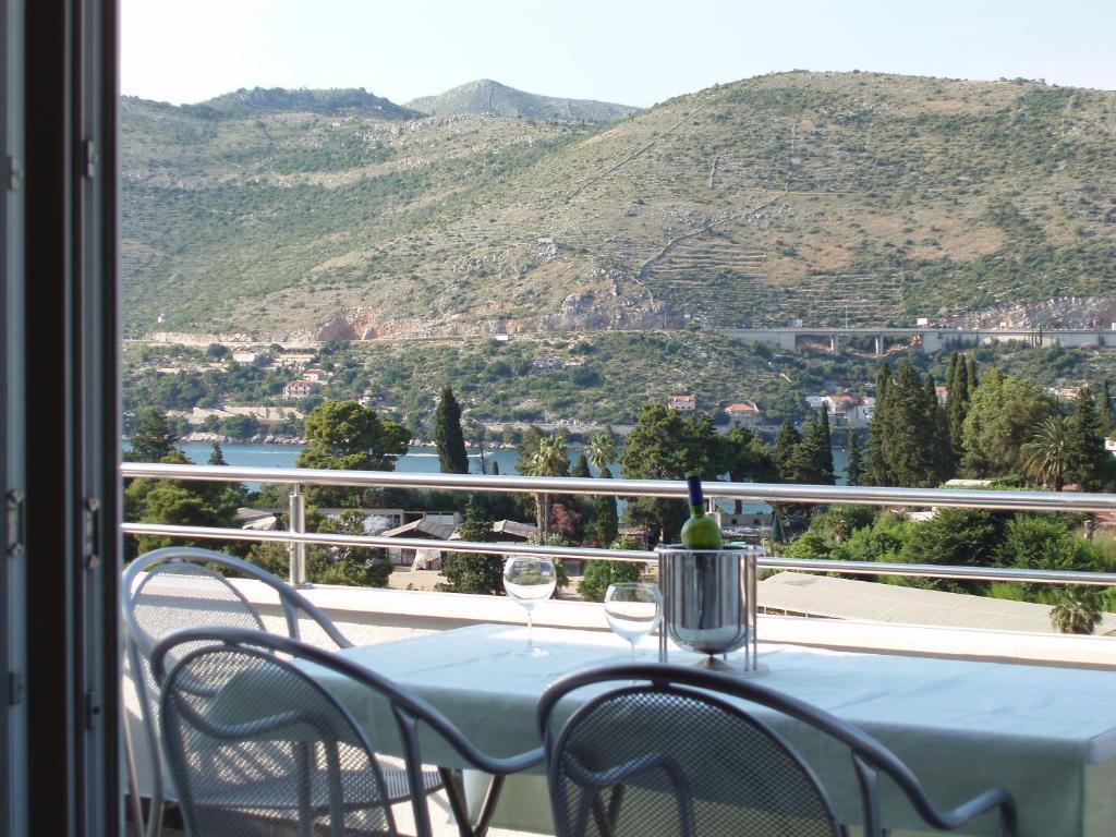 Adriatic Blue Ragusa